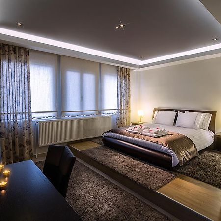 Hotel Pansion Zafeiriou à Kastoria Extérieur photo