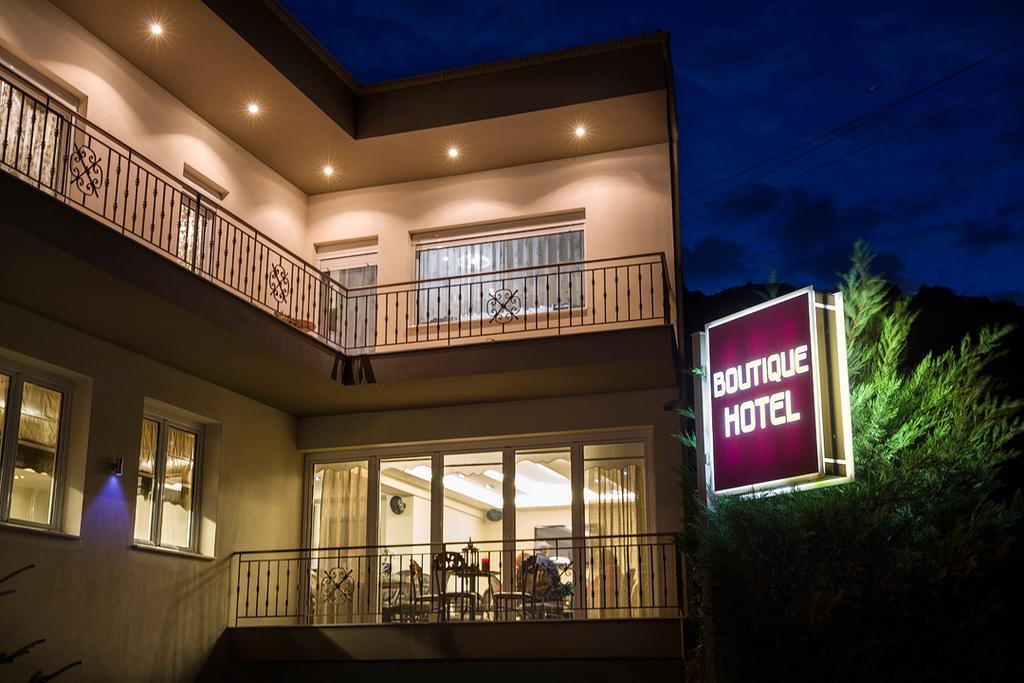 Hotel Pansion Zafeiriou à Kastoria Extérieur photo